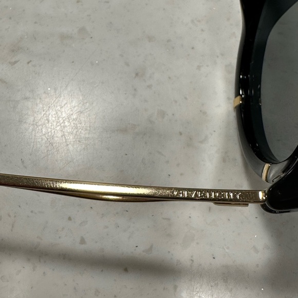 Givenchy Women’s 54MM Round Sunglasses Black - Authentic main image 4